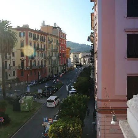 Hotel Vivi 5 Terre à La Spezia Extérieur photo