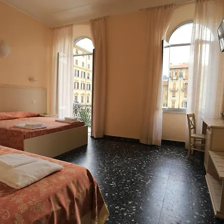Hotel Vivi 5 Terre à La Spezia Extérieur photo